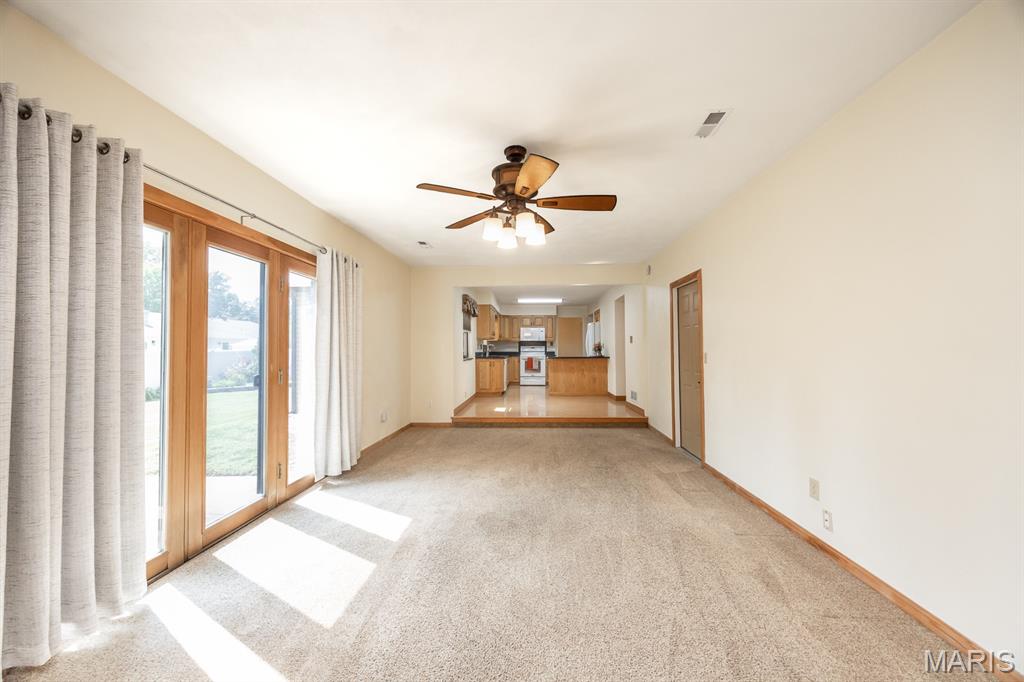 328 Veach Drive Property Photo 16