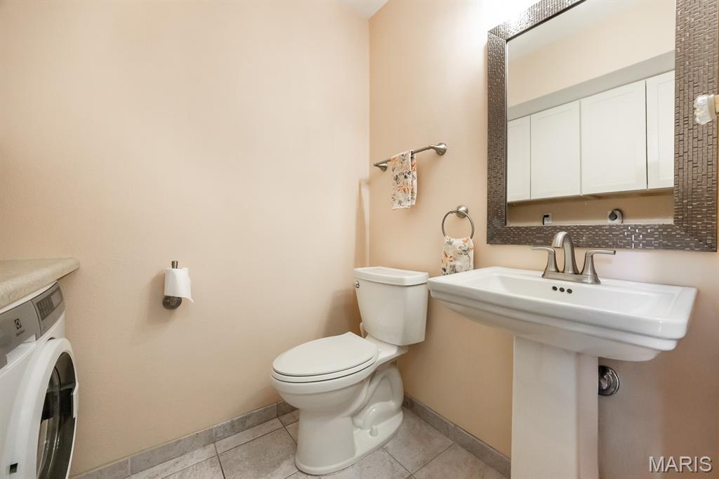 328 Veach Drive Property Photo 18