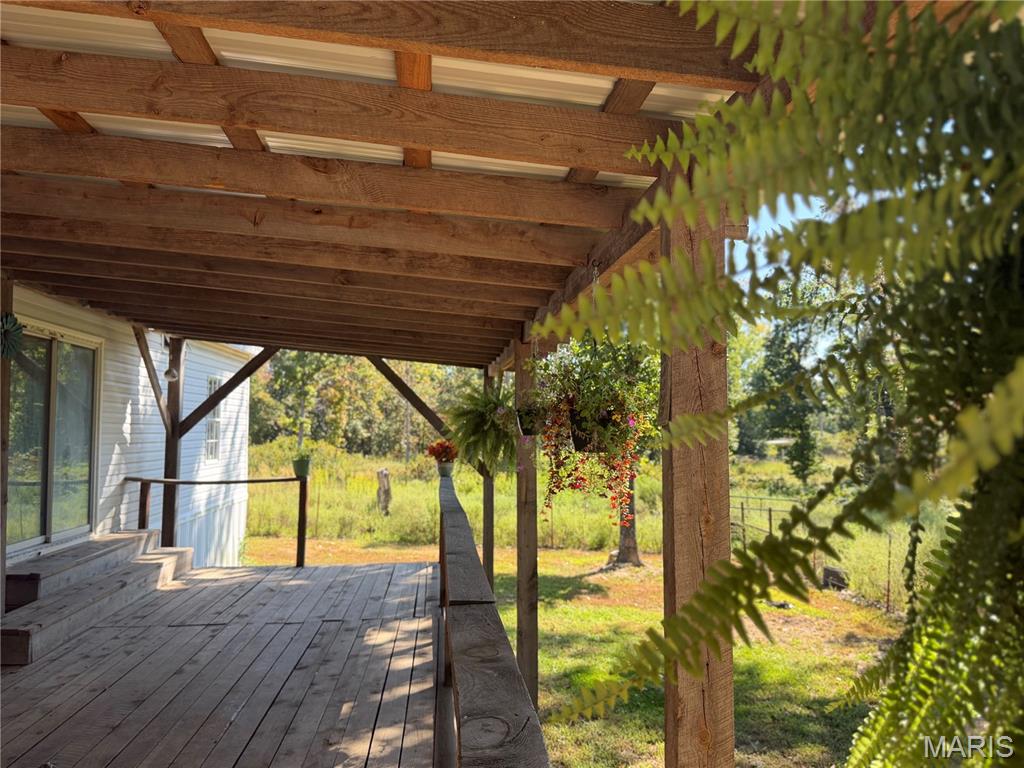 21806 King Drive Property Photo 6