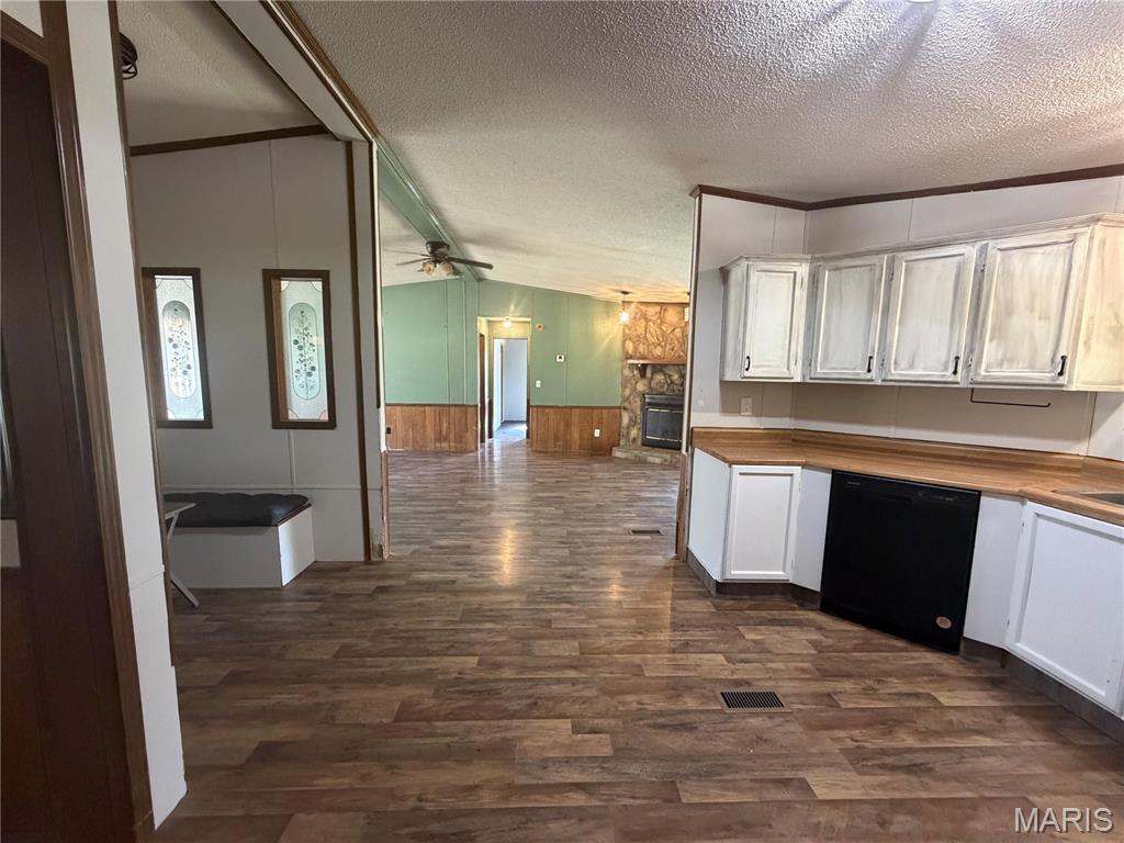 21806 King Drive Property Photo 7
