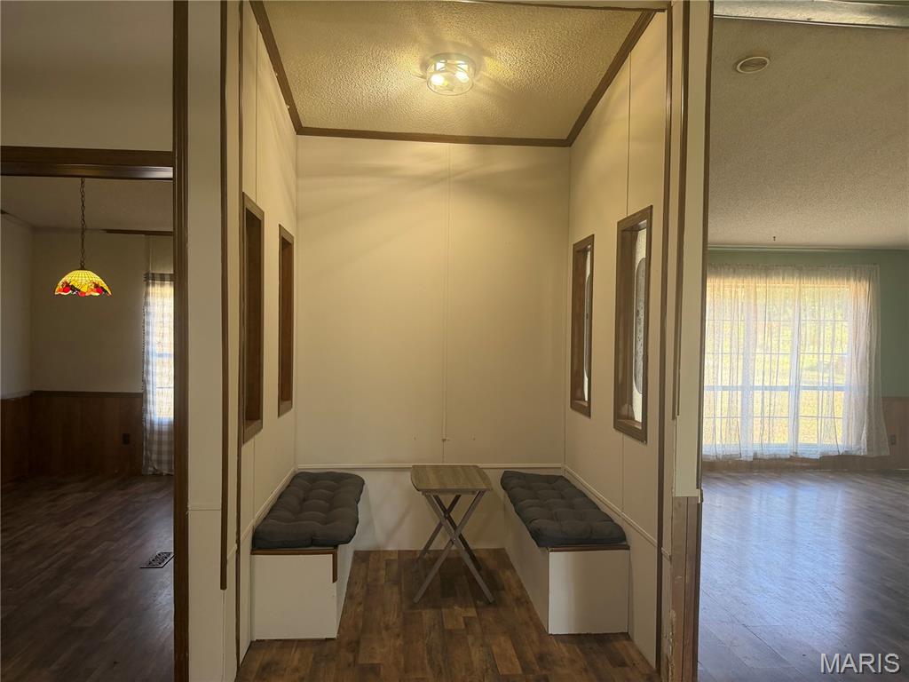 21806 King Drive Property Photo 11