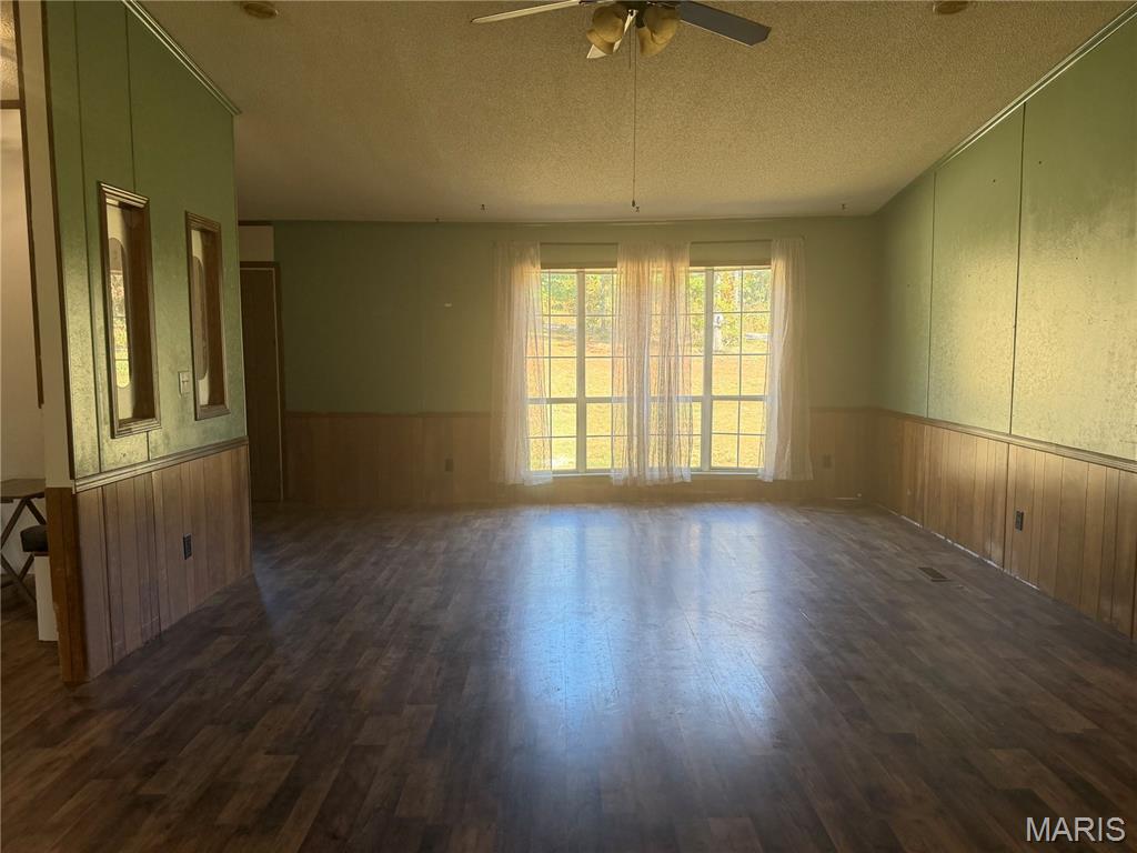 21806 King Drive Property Photo 13