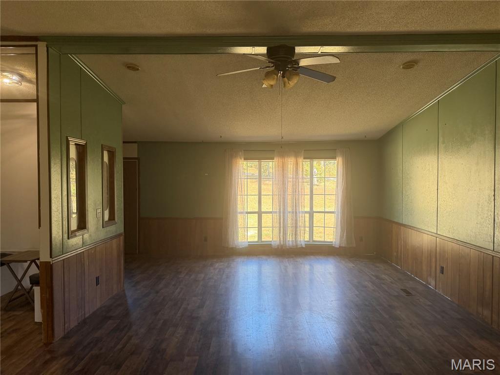 21806 King Drive Property Photo 14