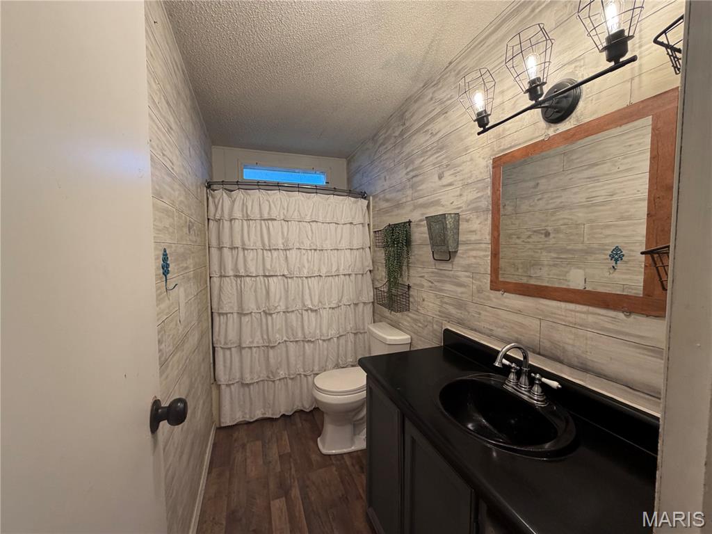 21806 King Drive Property Photo 23