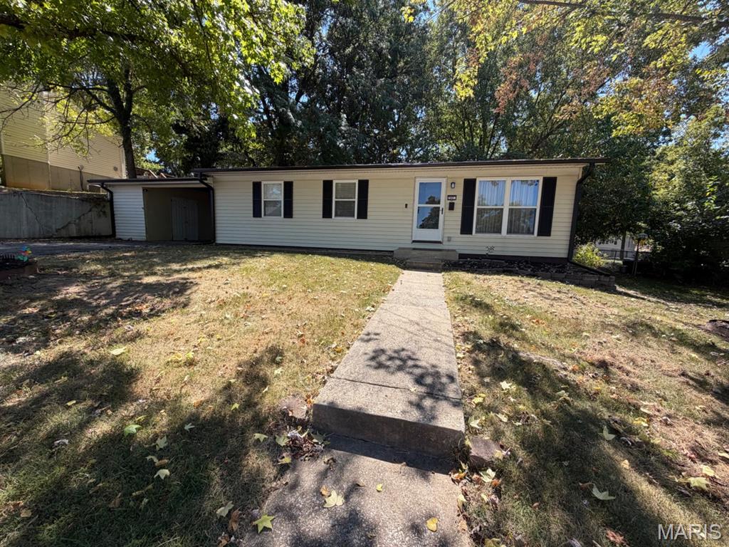 702 Locust Street Property Photo 1