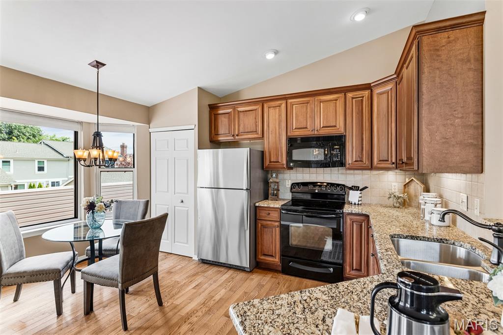 1902 Baxter Ridge Drive Property Photo 22