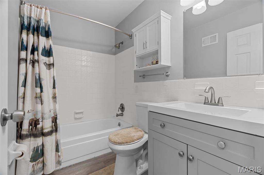 412 Woodrun Drive Property Photo 23