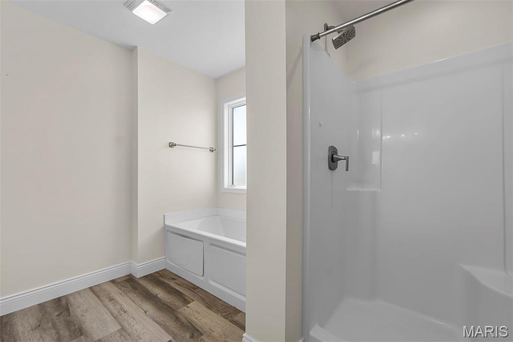 303 Seabiscuit Drive Property Photo 23