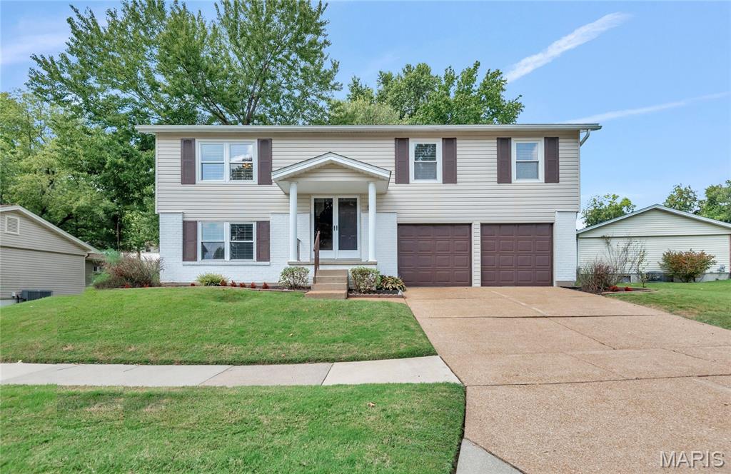 6205 Brogan Dale Circle Property Photo 1