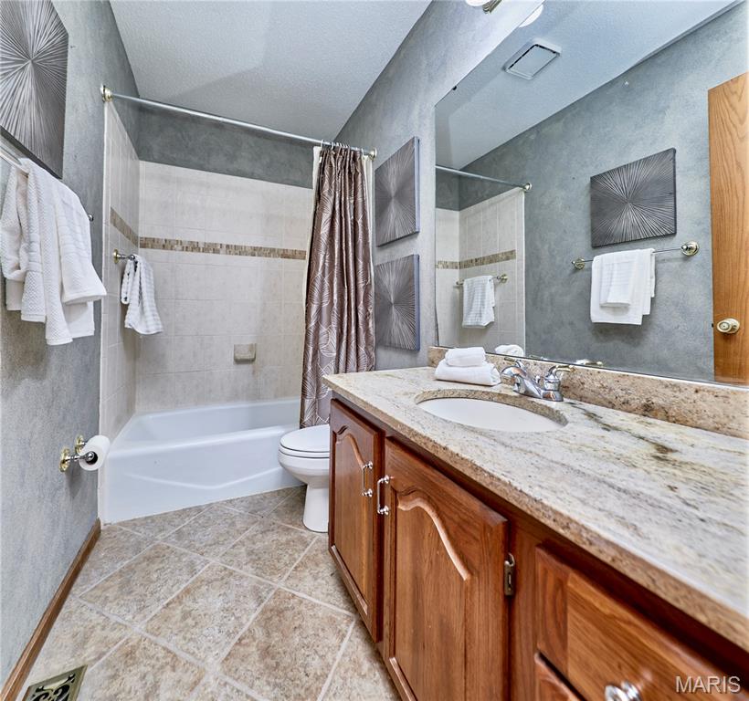 25 Catamaran Drive 2 Property Photo 32