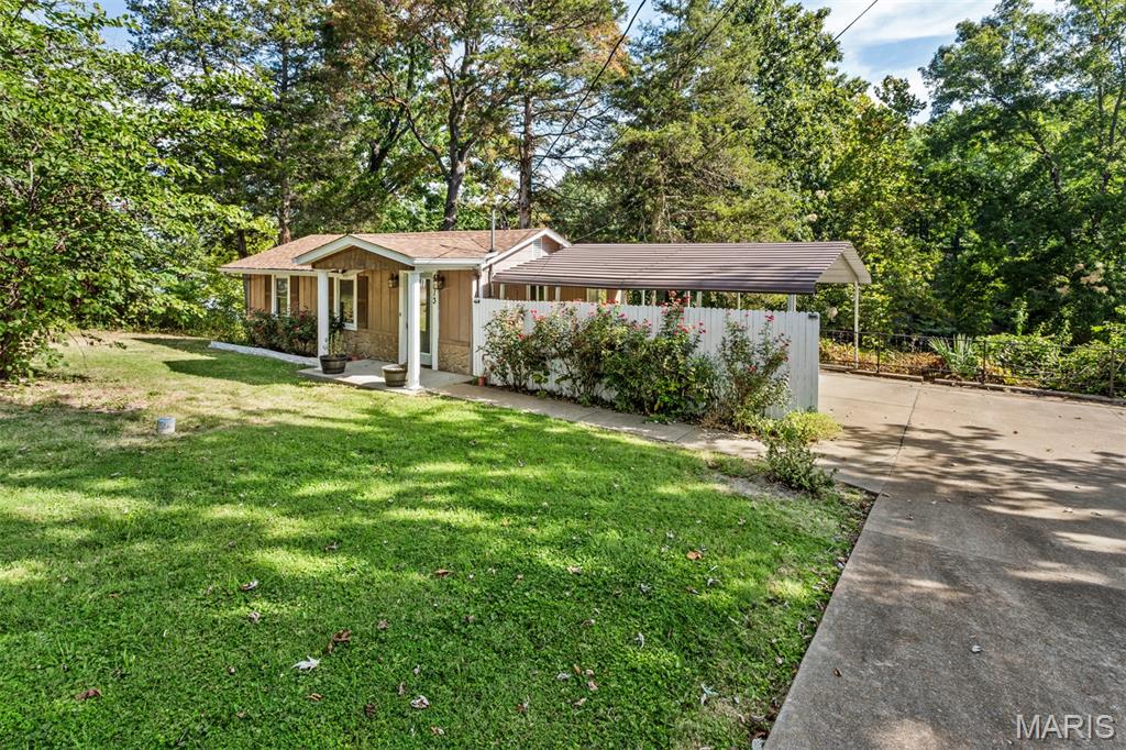 4313 Dock Drive Property Photo 3