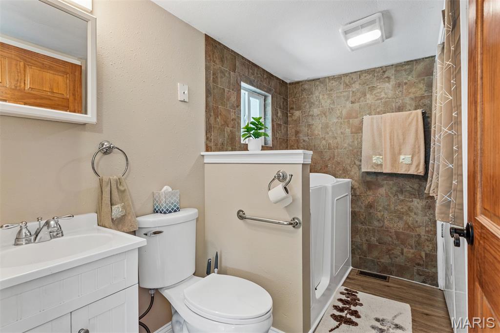 4313 Dock Drive Property Photo 24