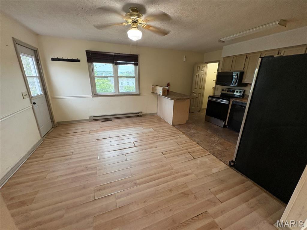 908 E State Route 72 Property Photo 8