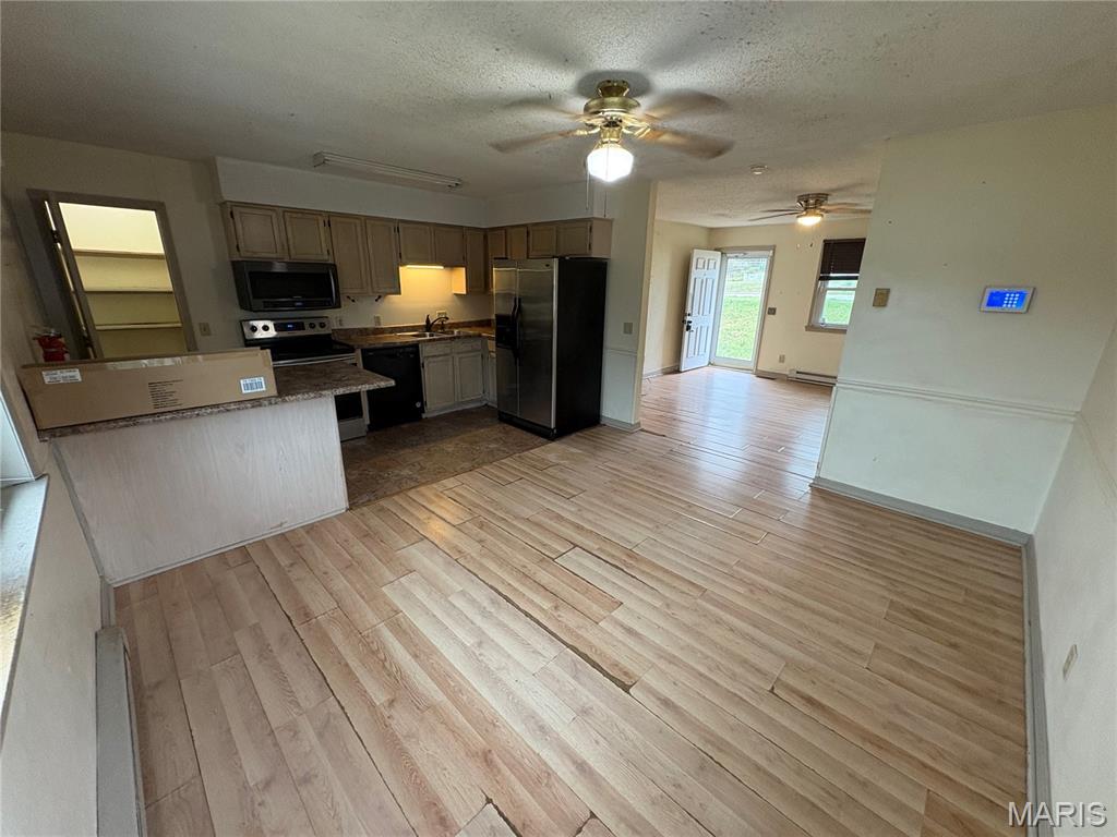 908 E State Route 72 Property Photo 9