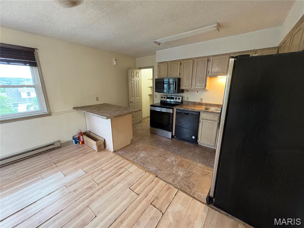 908 E State Route 72 Property Photo 10
