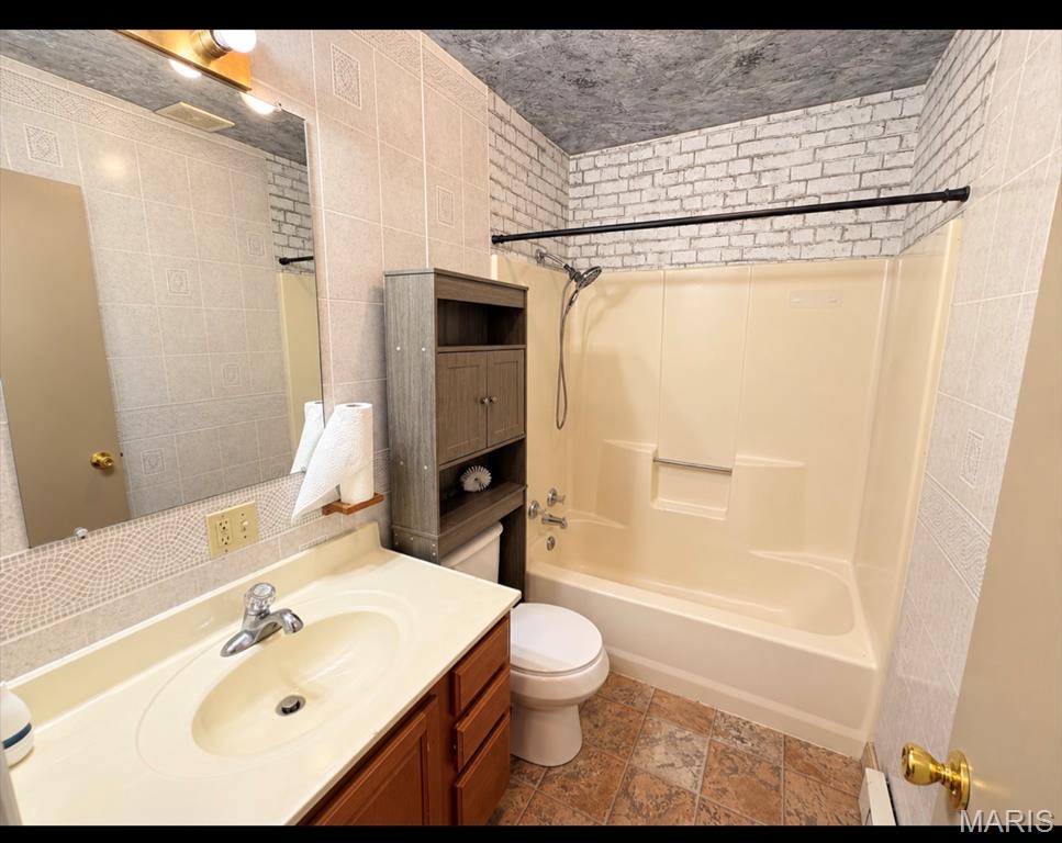 908 E State Route 72 Property Photo 14