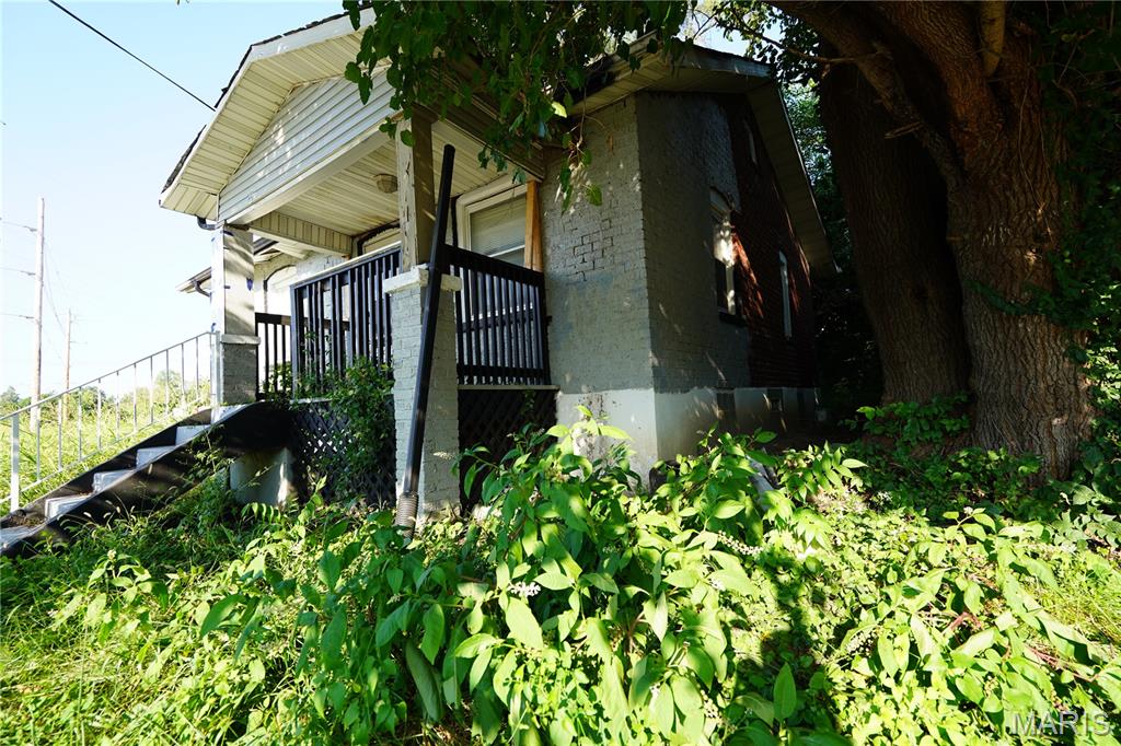 2111 Crescent Avenue Property Photo 1