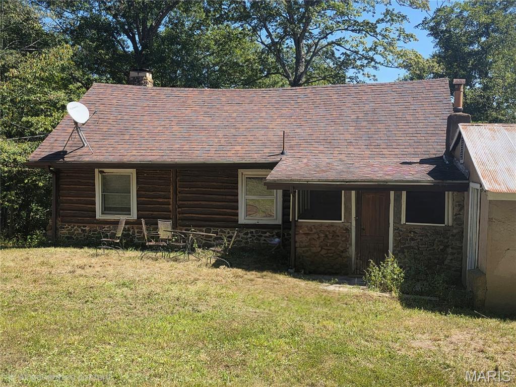262 Collins Lane Property Photo 2