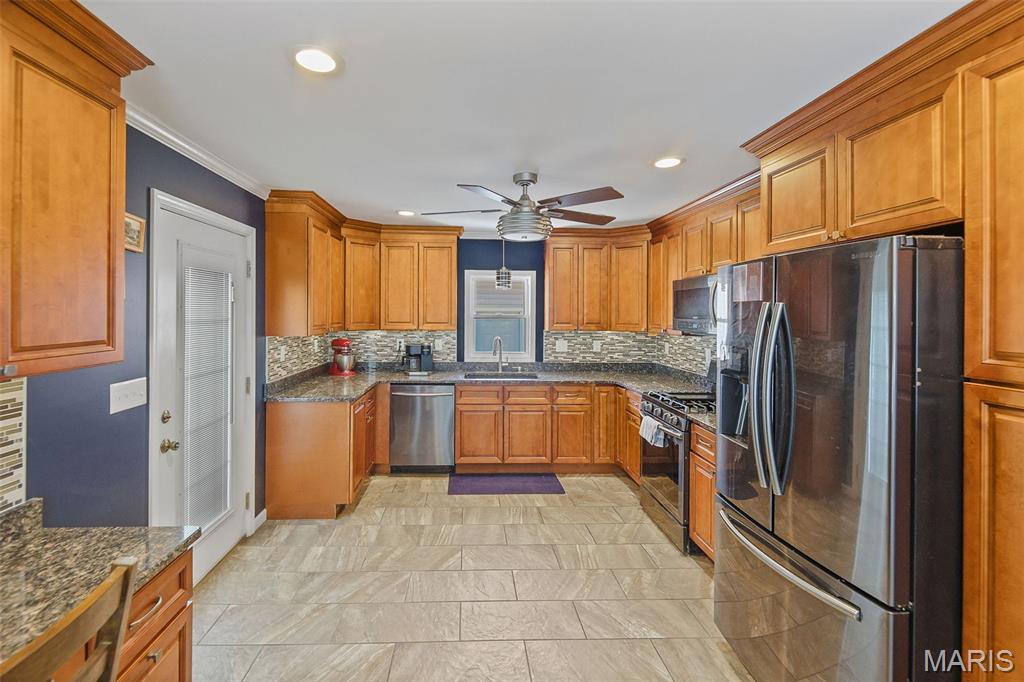 7409 Cedar Drive Property Photo 8