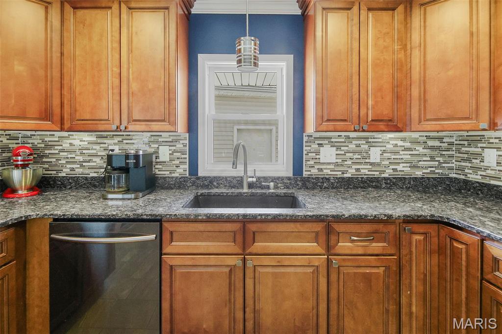 7409 Cedar Drive Property Photo 11