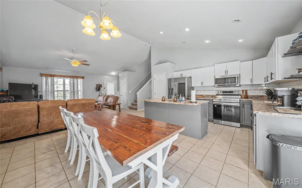 15804 Trace Drive Property Photo 7