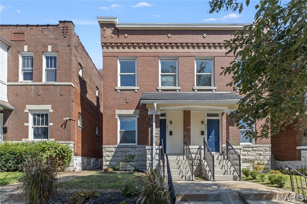 2911 Sidney Street Property Photo 1