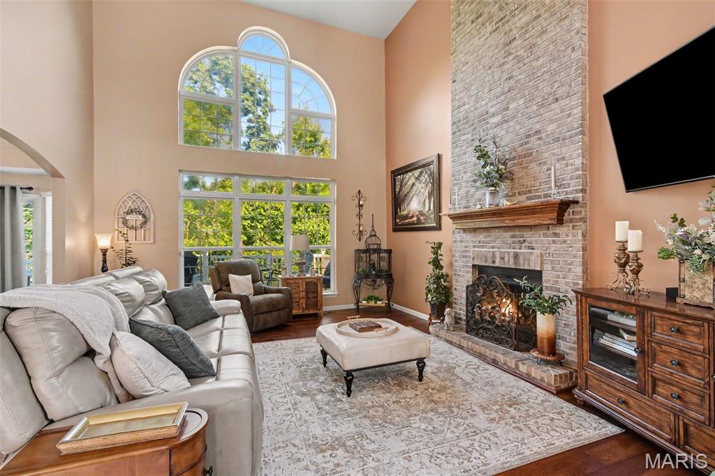 225 Romaine Spring View Property Photo 4