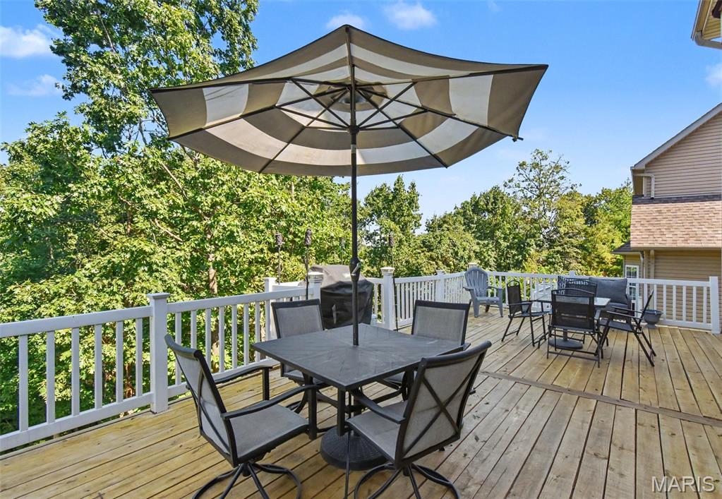 225 Romaine Spring View Property Photo 29