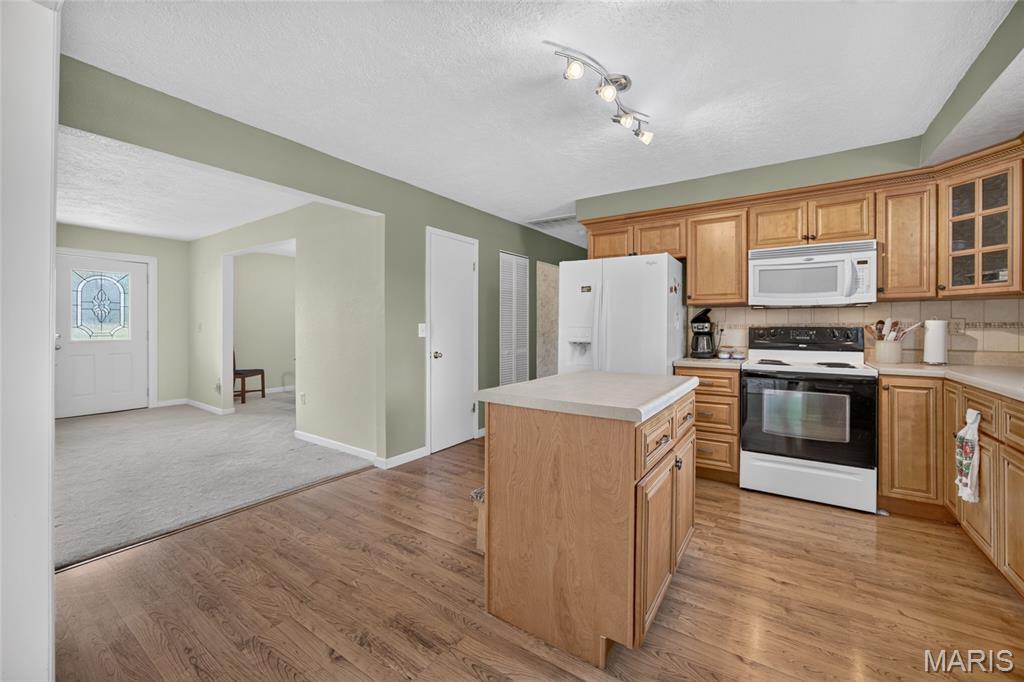 25632 Highway Aa Property Photo 14