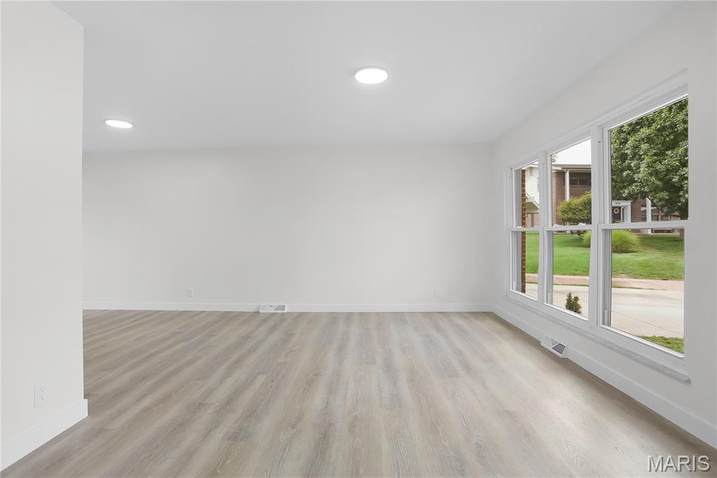 10612 Ashburn Court Property Photo 5