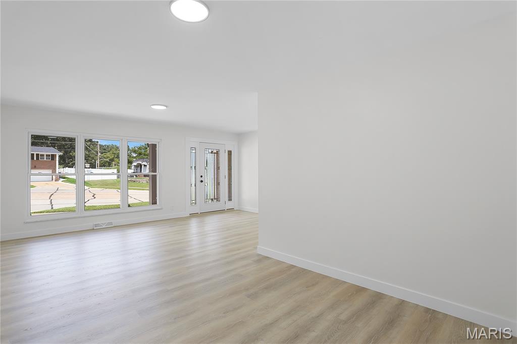 10612 Ashburn Court Property Photo 9