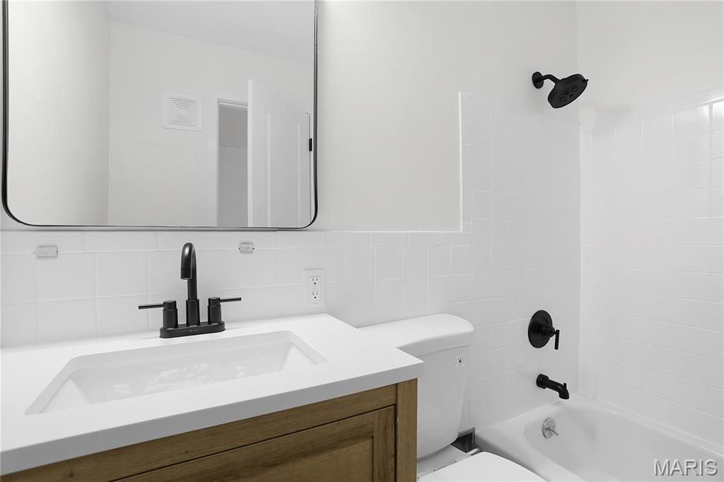 10612 Ashburn Court Property Photo 20