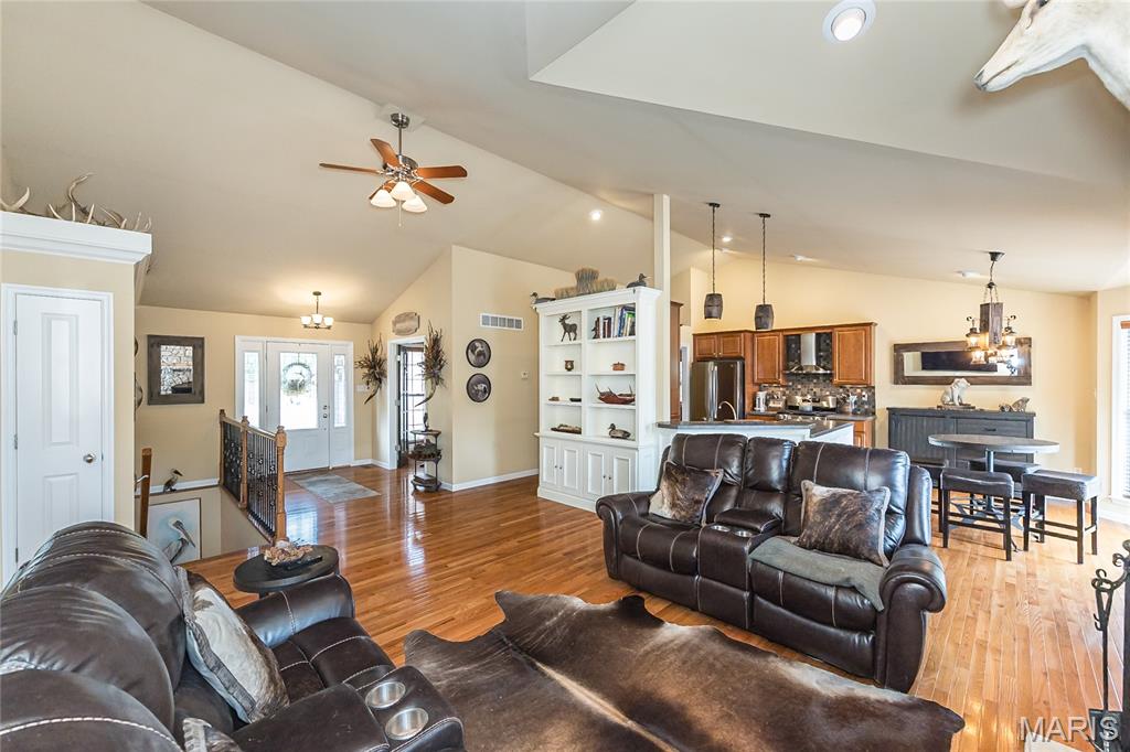 10495 Walnut Lane Property Photo 12