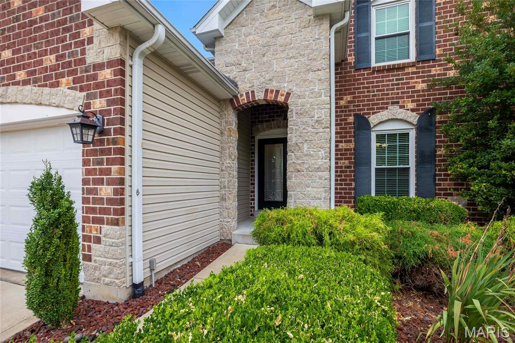 1316 Legacy Pointe Lane Property Photo 2