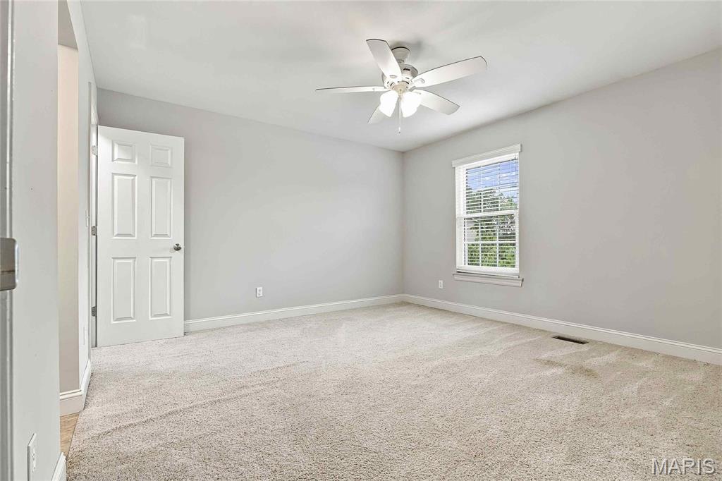 1316 Legacy Pointe Lane Property Photo 26