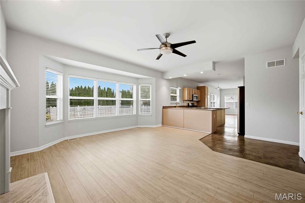 1435 Soaring Eagle Drive Property Photo 8