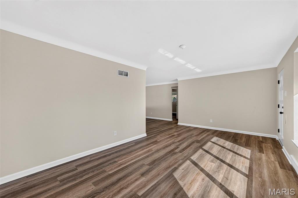 335 W Saint Anthony Lane Property Photo 6