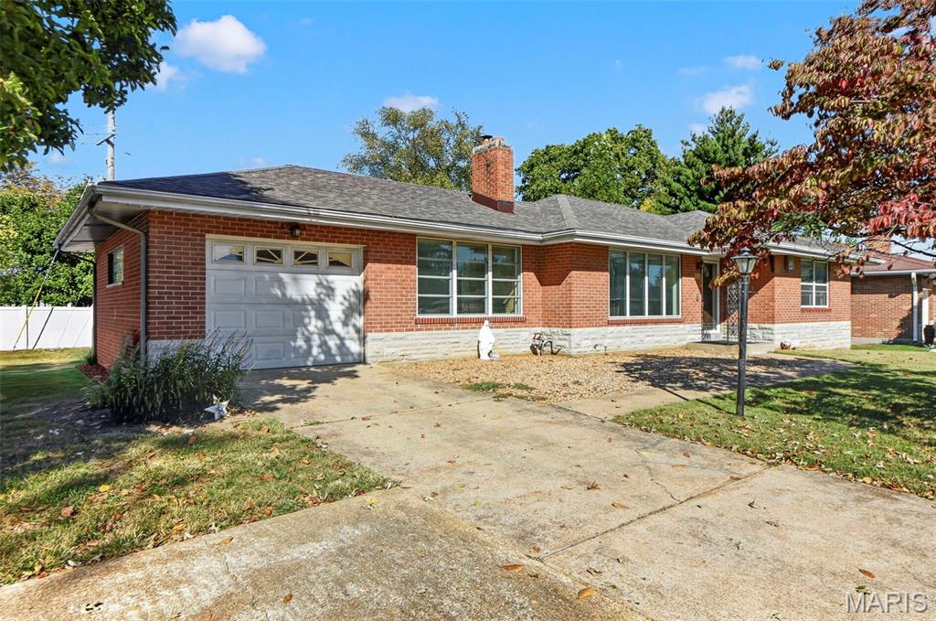 335 W Saint Anthony Lane Property Photo 26