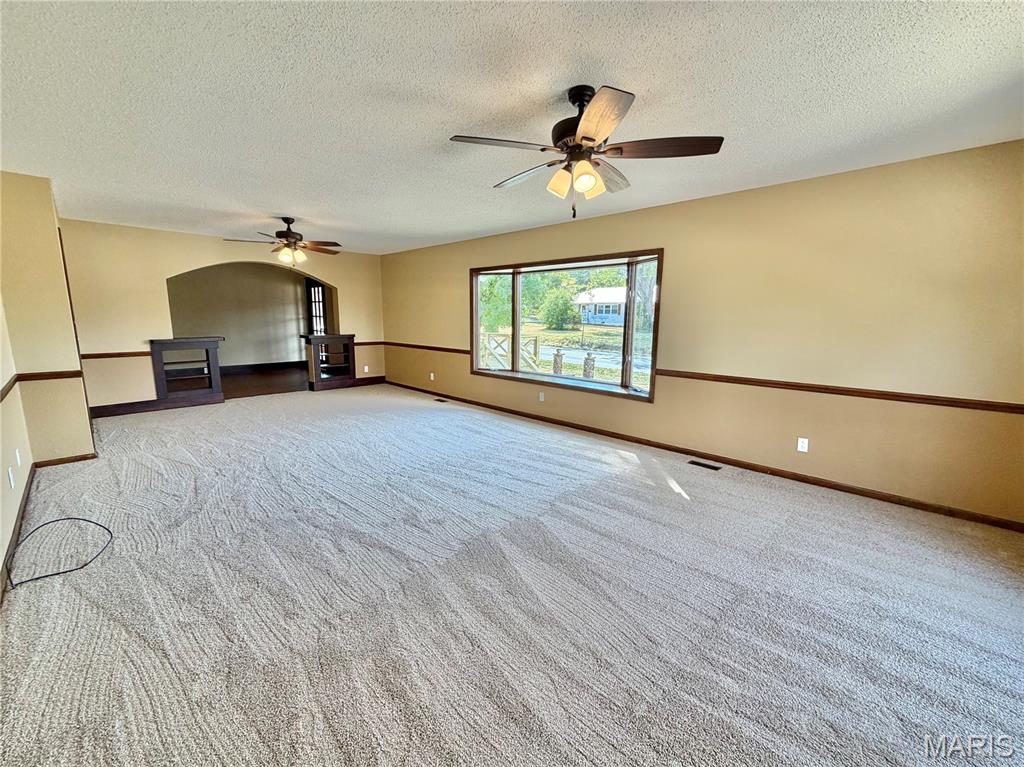 1104 S Mcarthur Street Property Photo 15