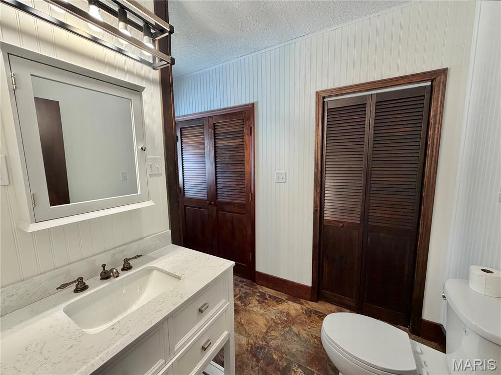 1104 S Mcarthur Street Property Photo 24