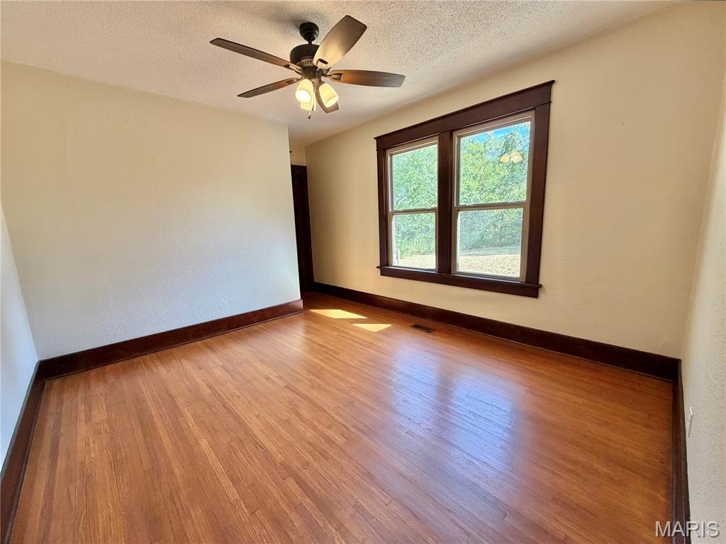 1104 S Mcarthur Street Property Photo 29