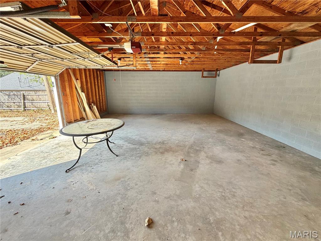 1104 S Mcarthur Street Property Photo 48