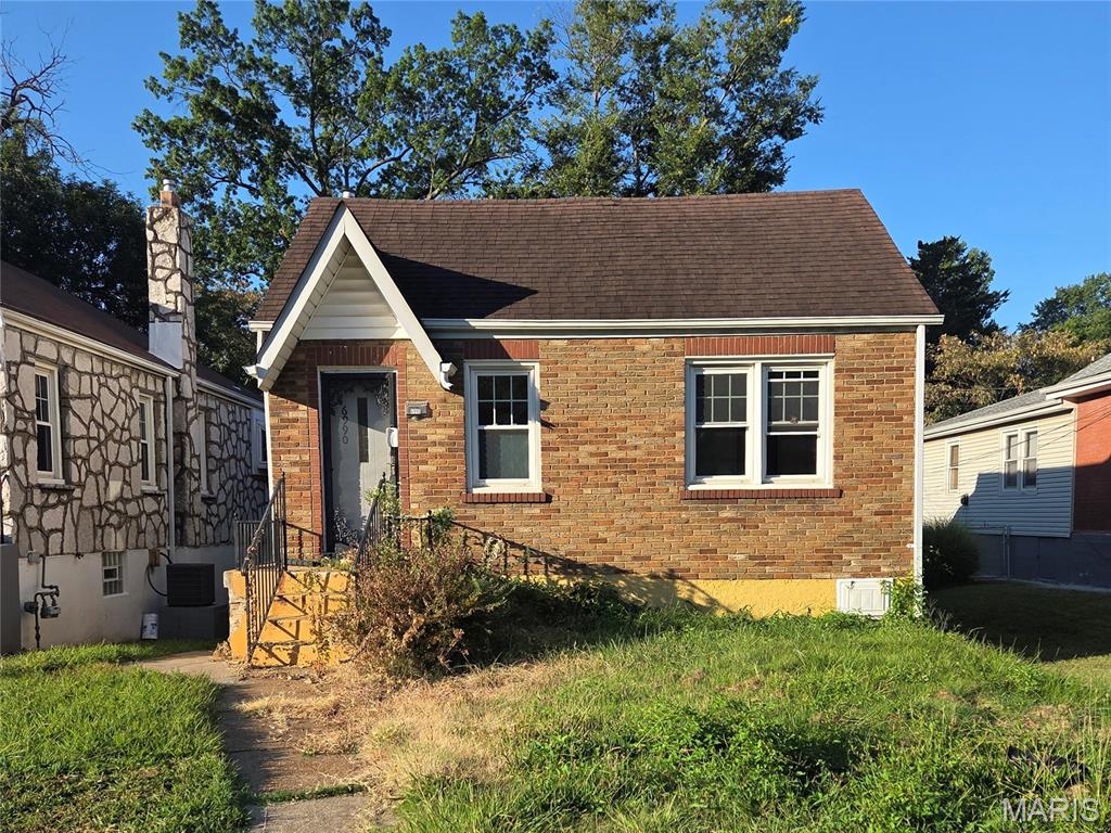 6990 Edison Avenue Property Photo 1