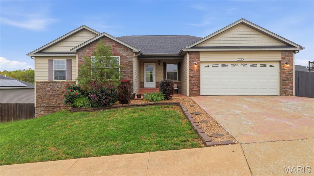 114 Sandstone Drive