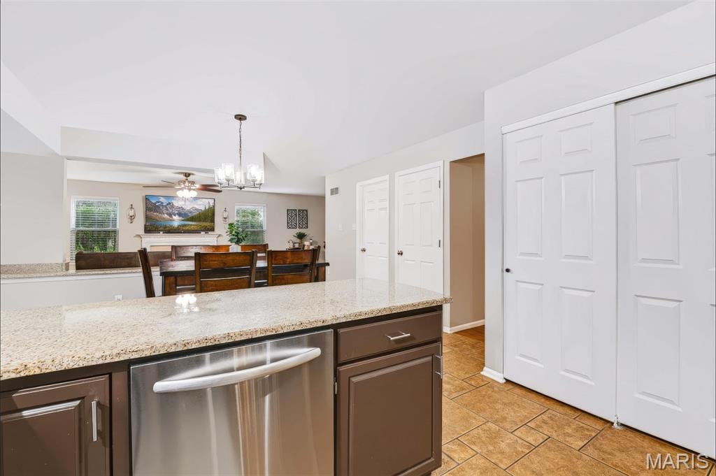 209 Harbour Pointe Drive Property Photo 18