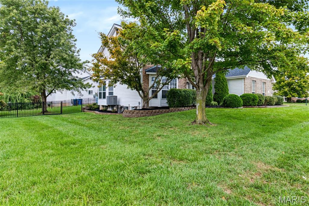 209 Harbour Pointe Drive Property Photo 39