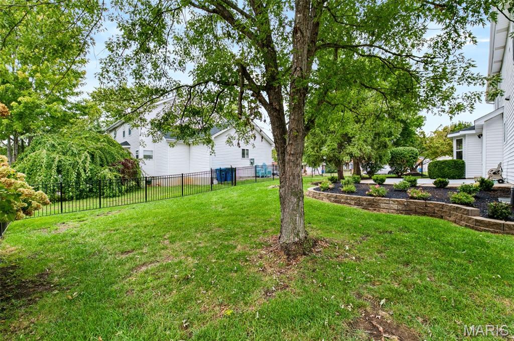 209 Harbour Pointe Drive Property Photo 43