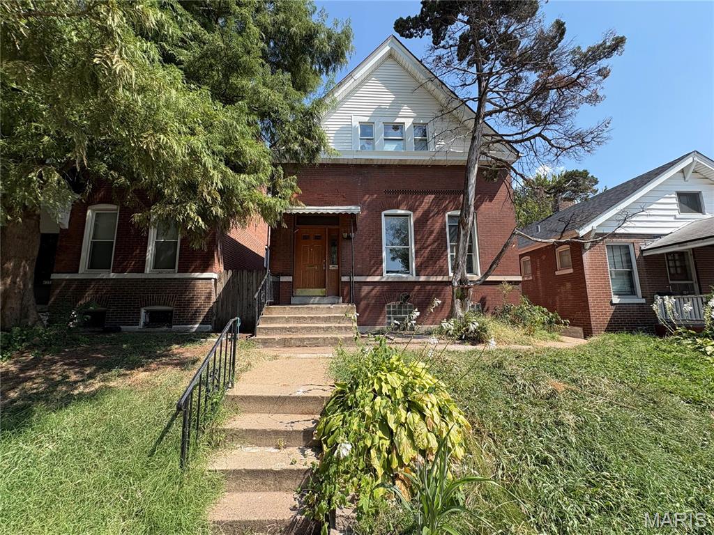 4354 S Compton Avenue Property Photo 1