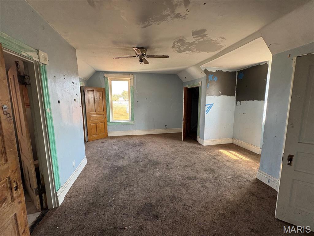 4354 S Compton Avenue Property Photo 9