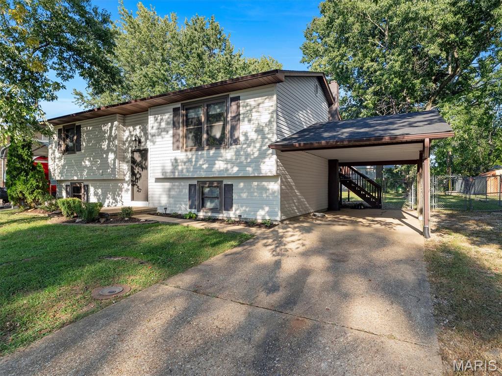 602 Bon Oaks Drive Property Photo 1